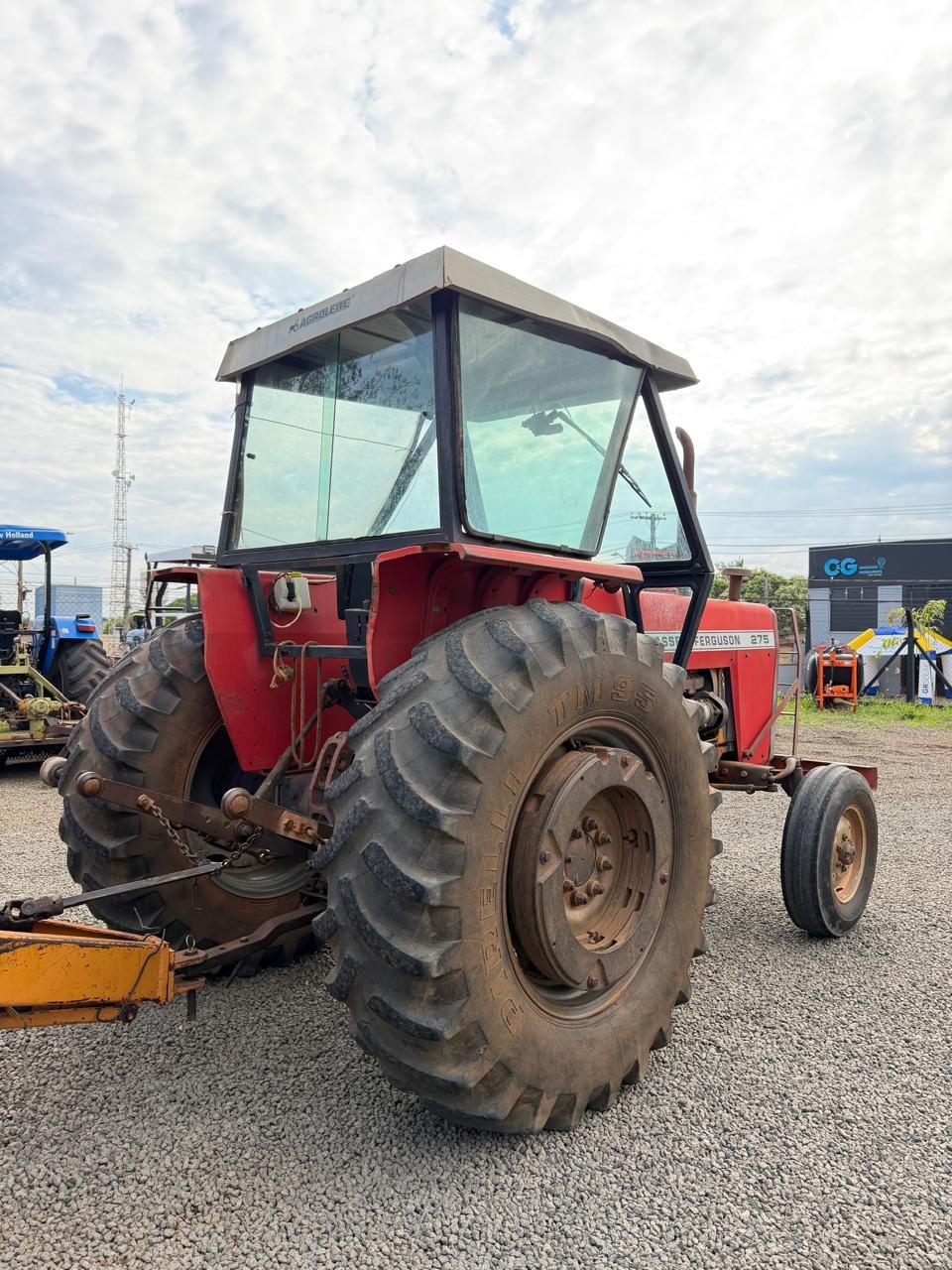 Máquina agrícola com avaliação técnica na Agro Motors